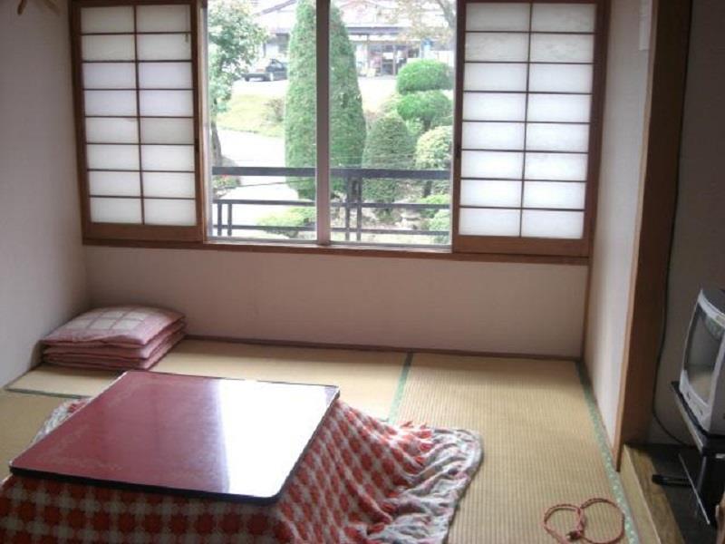 Hôtel Minshuku Fugakuso à Fujikawaguchiko Extérieur photo